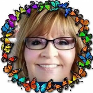 Meet your Posher, Elaine